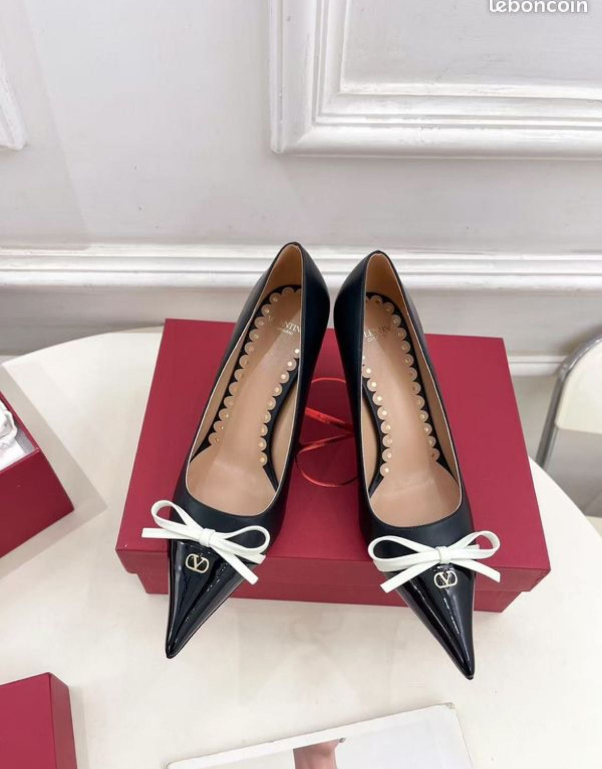 VAL BOW HEELS