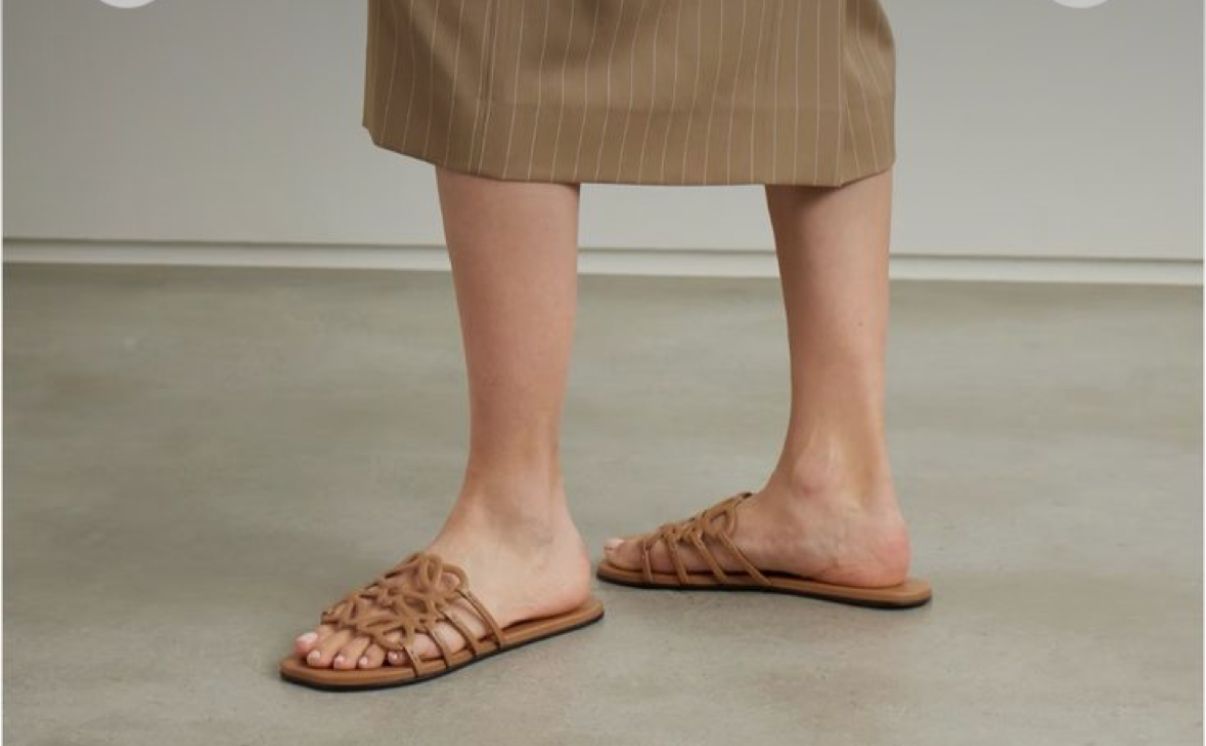 LOW SLIDES