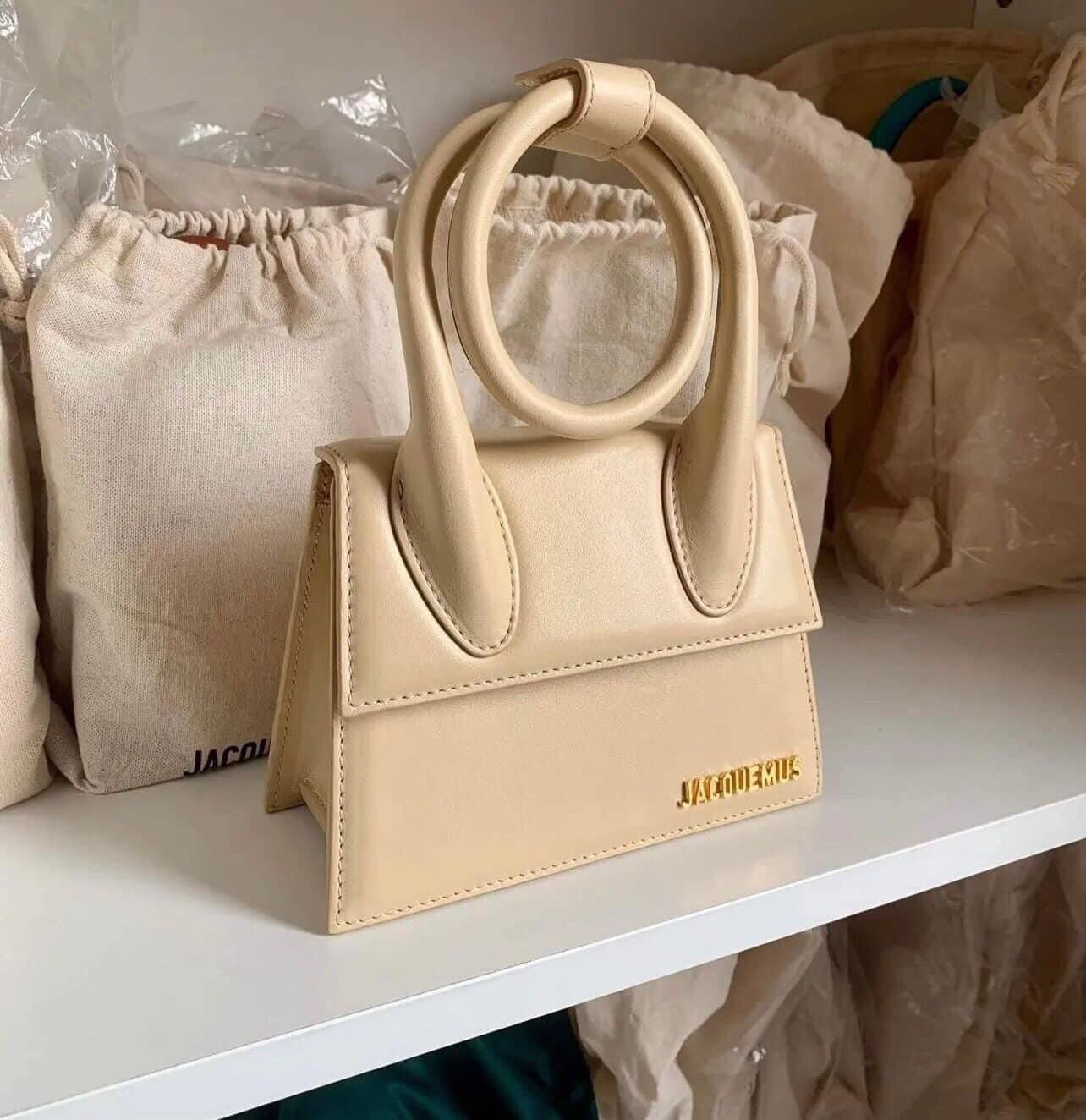 JACQ CROSSBODY BAG