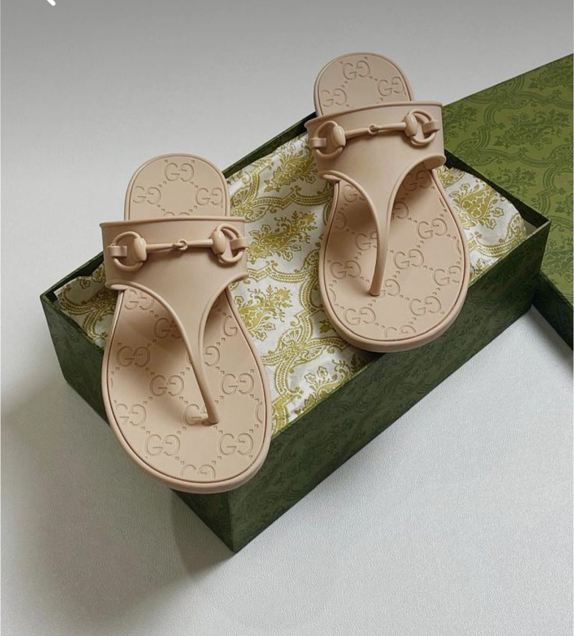 GG THONGS HORSEBIT SLIDES