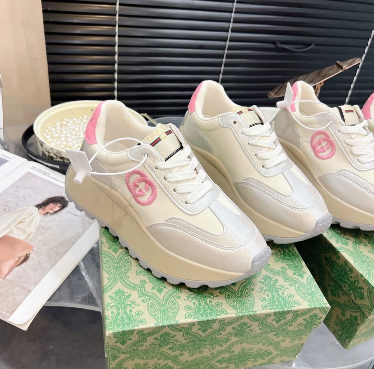 GG NEW SHOES