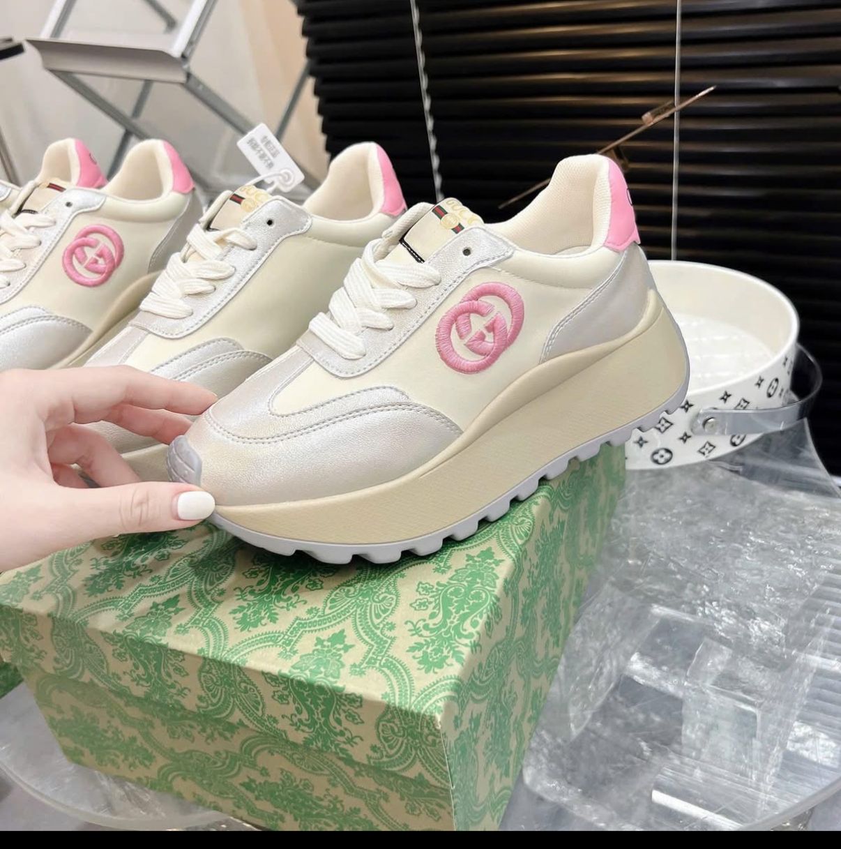 GG NEW SHOES