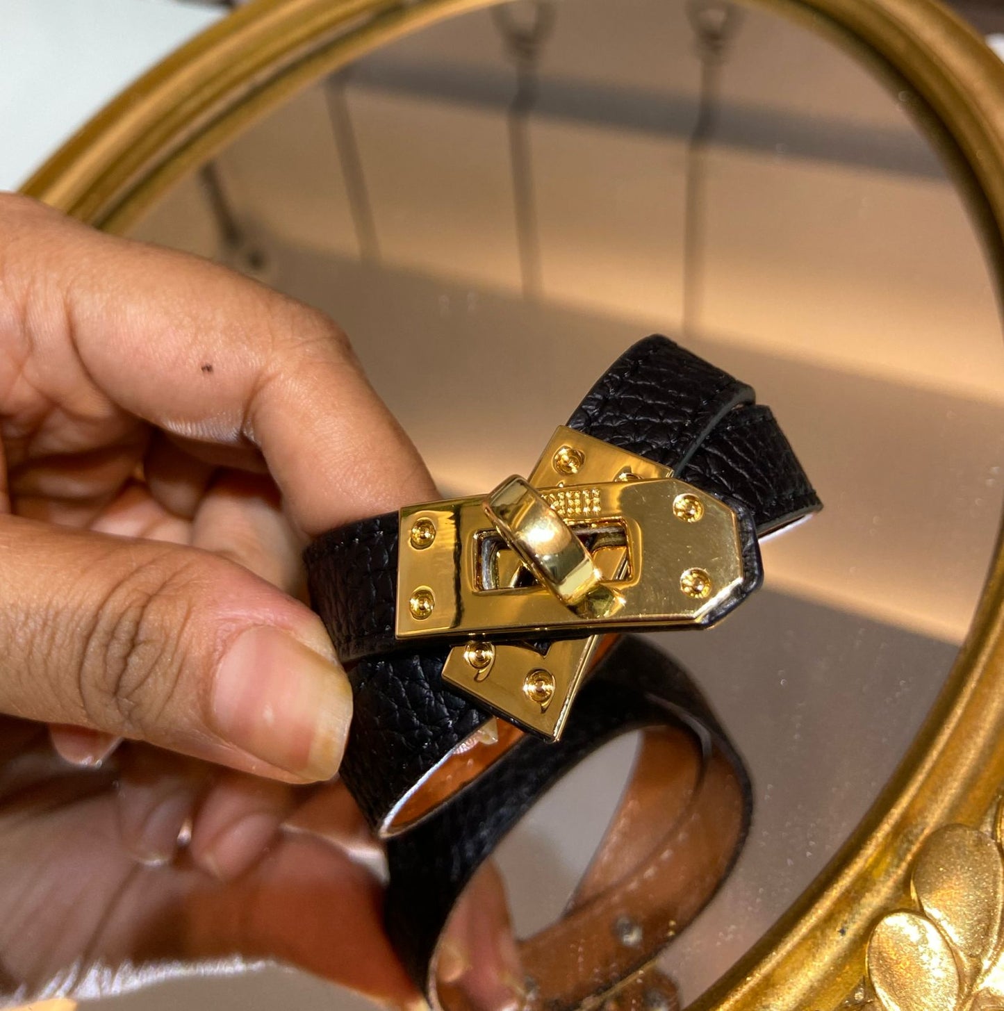 H KELLY LEATHER DOUBLE TURN BRACELET