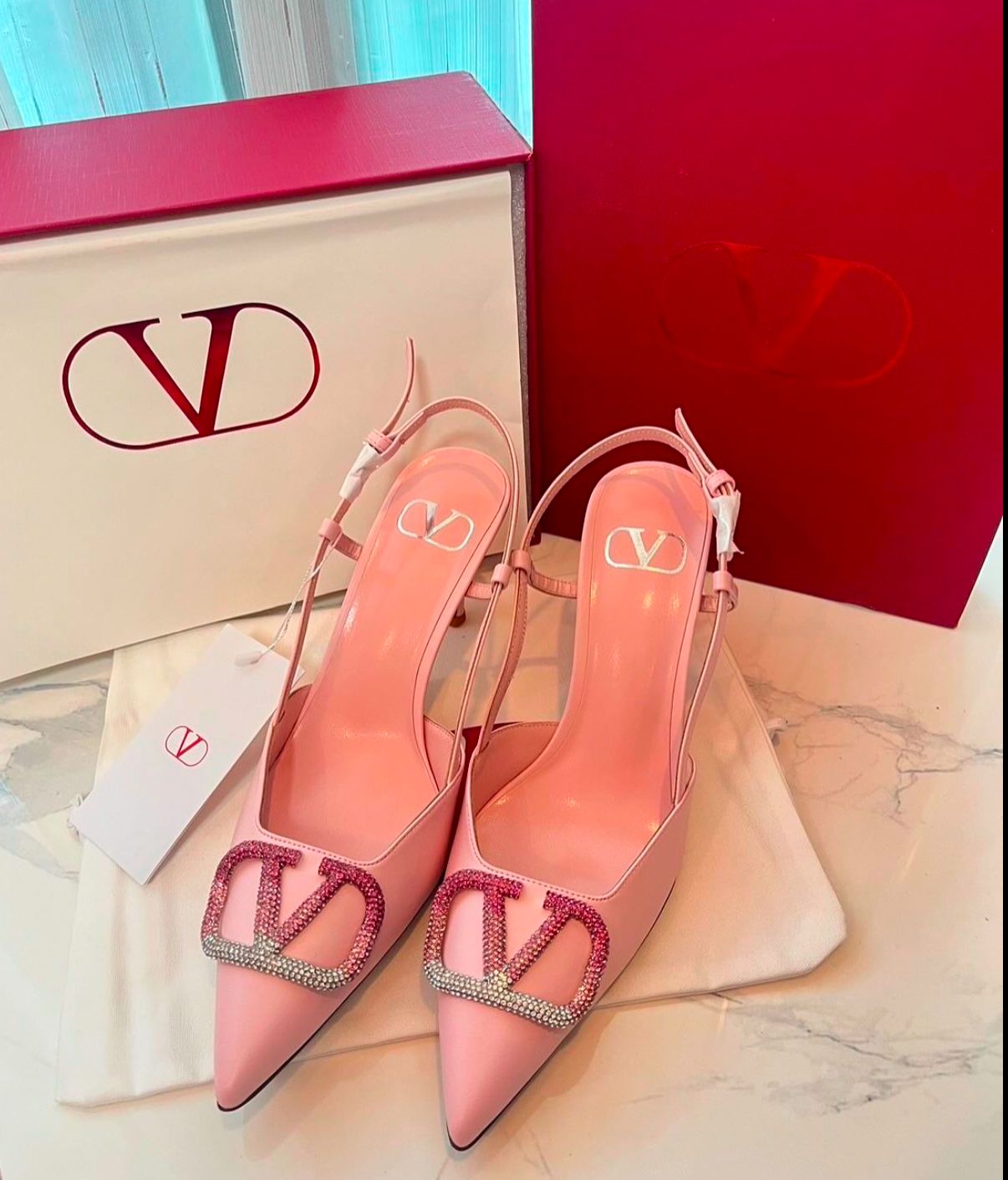 VAL LOGO STUDDED HEEL