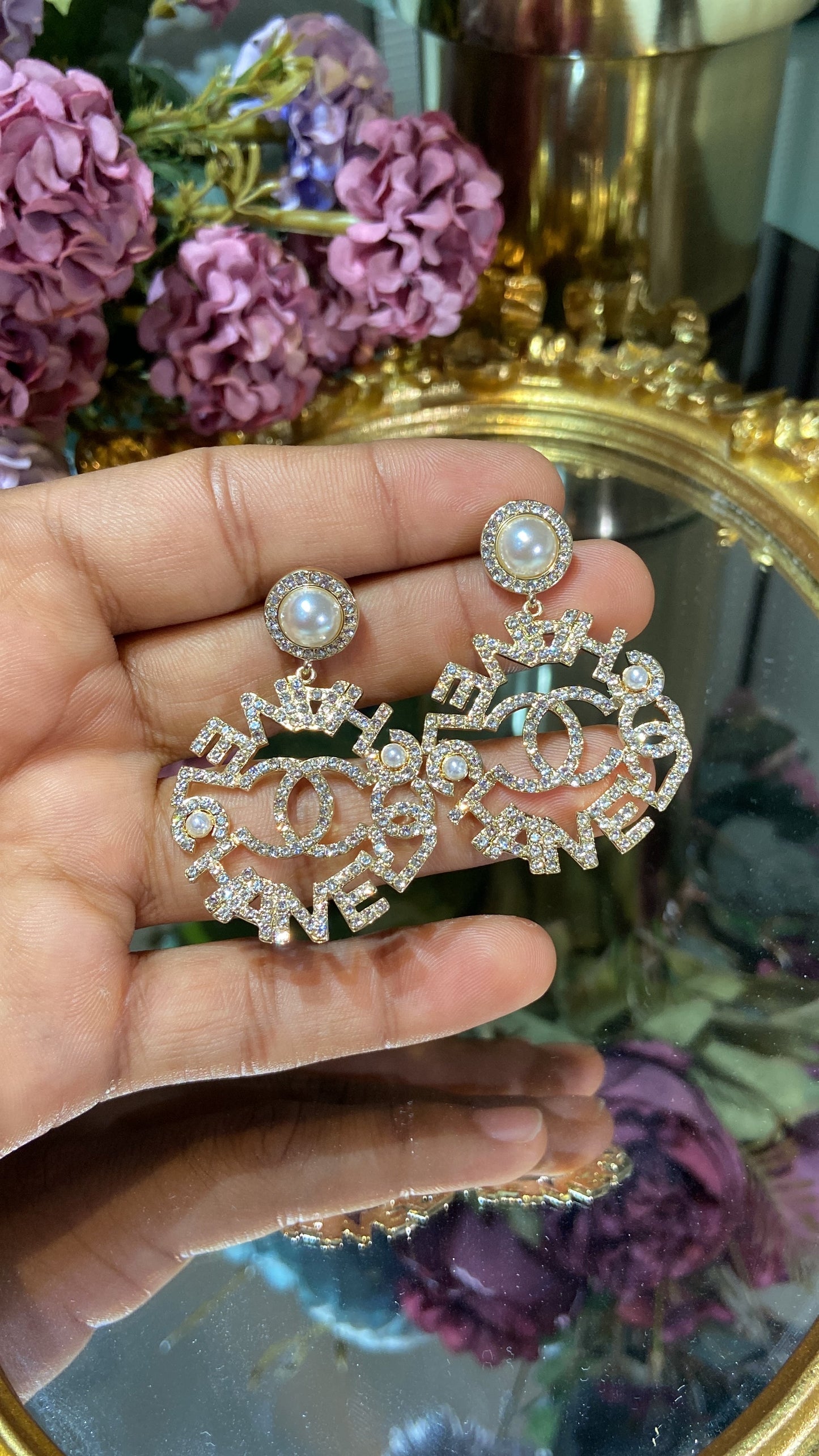 CC ENCRUSTED EARRING