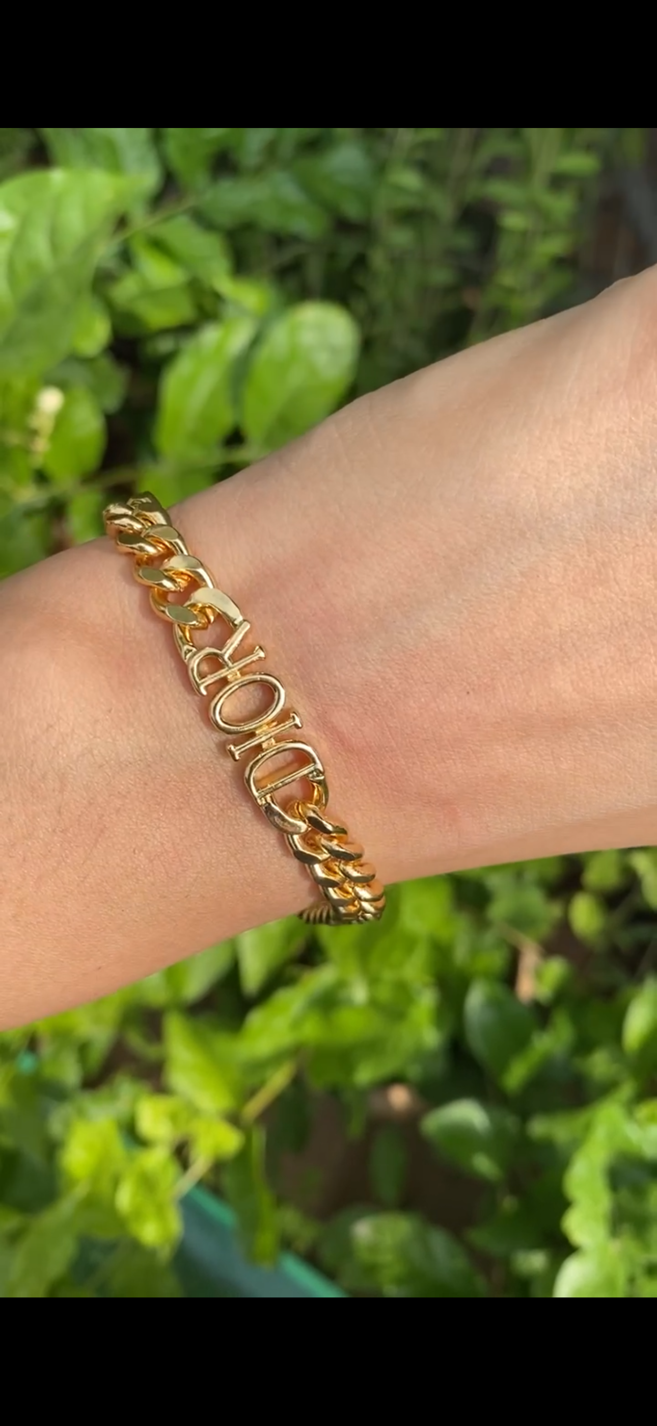 DIO LINK CHAIN BRACELET (Fits All Size)