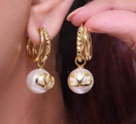 VAL pearl dangler Hoops