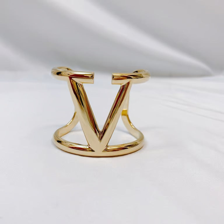VAL GOLD CUFF BROAD