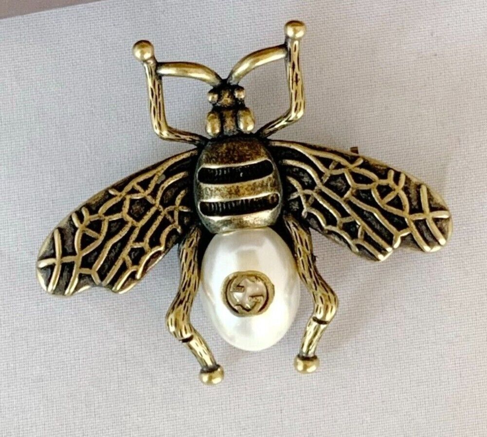 GG pearl Bee Brooch