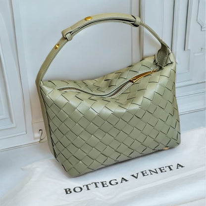 BOTTEGA WALLACE BAG