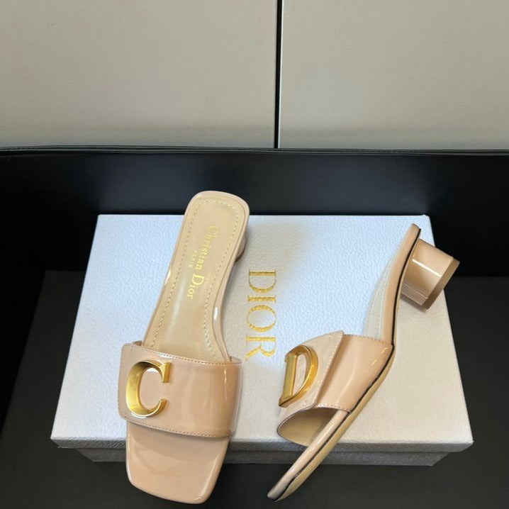 DR CD HEELS
