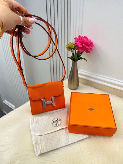 HER CONSTANCE WALLET