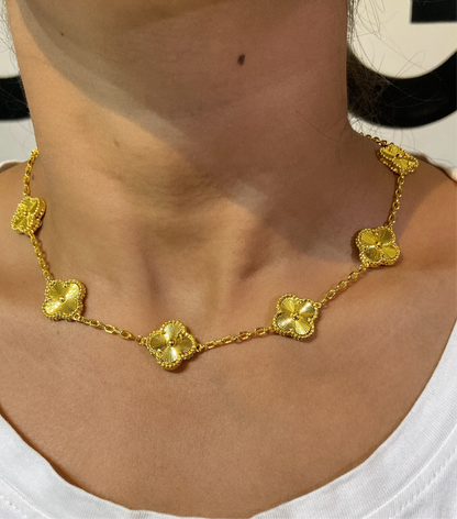 Gold vc CLVR necklace