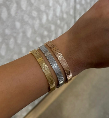 Love Unlimited Bracelet - FLEXIBLE