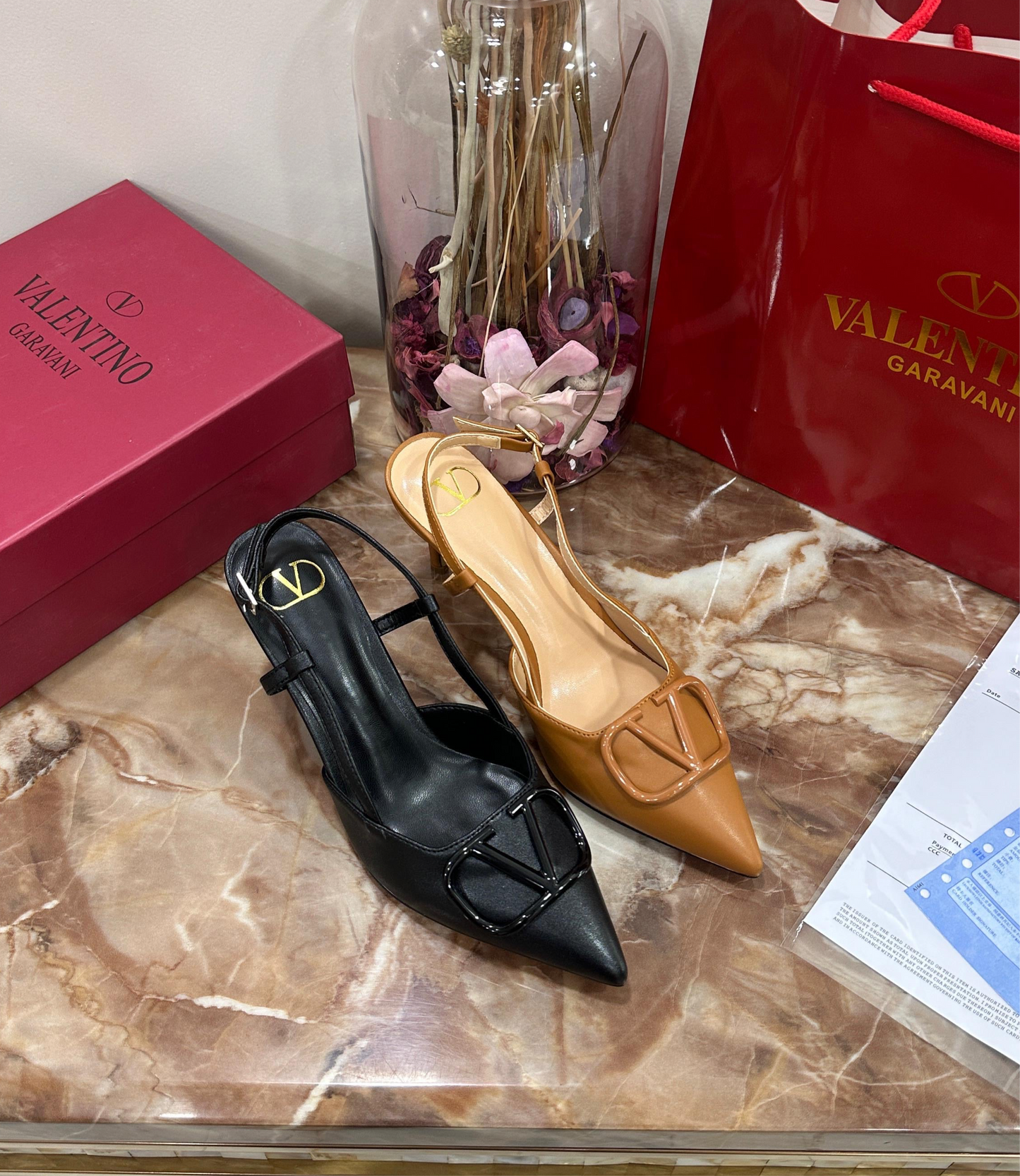 CLASSIC VAL HEELS