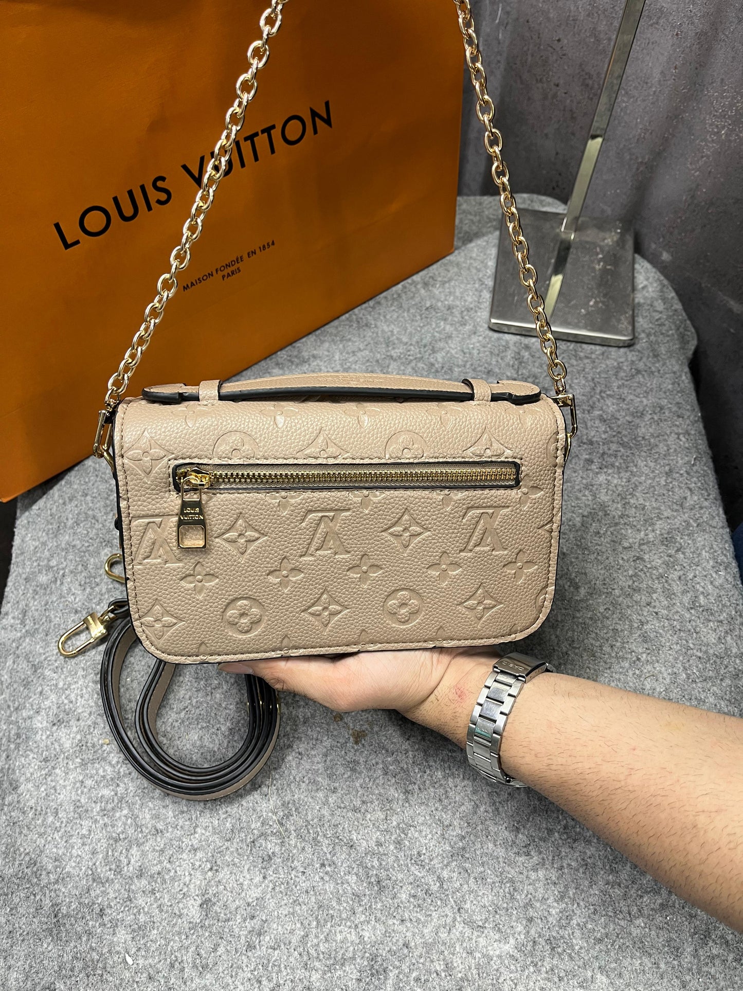LOU POCHETTE METIS EAST WEST BAG