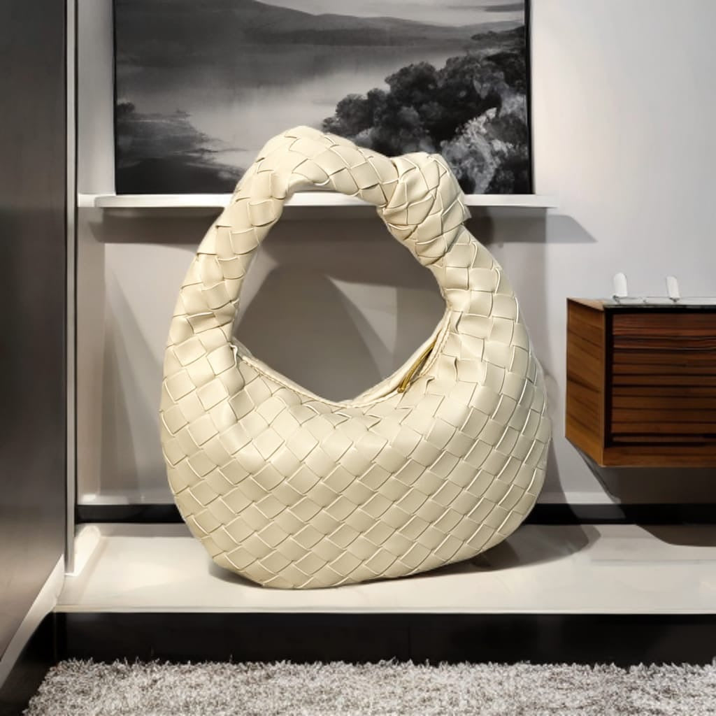 BOTTEGA KNOT BAG
