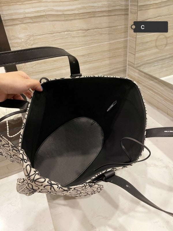 LOW BAG