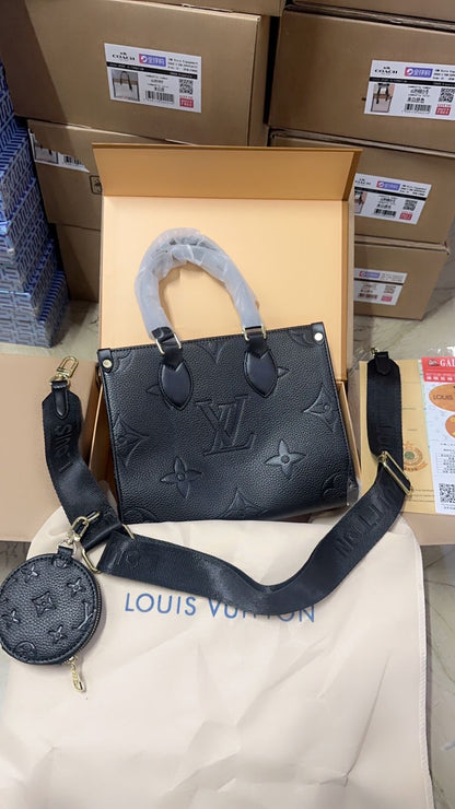 ON THE GO TOTE