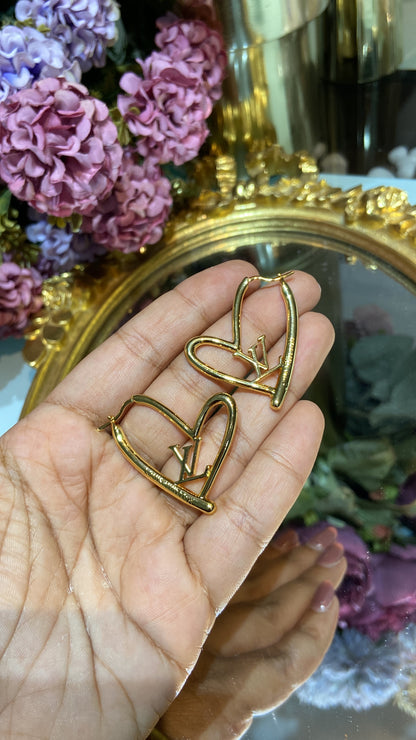 LOU HEART CLASSIC HOOPS