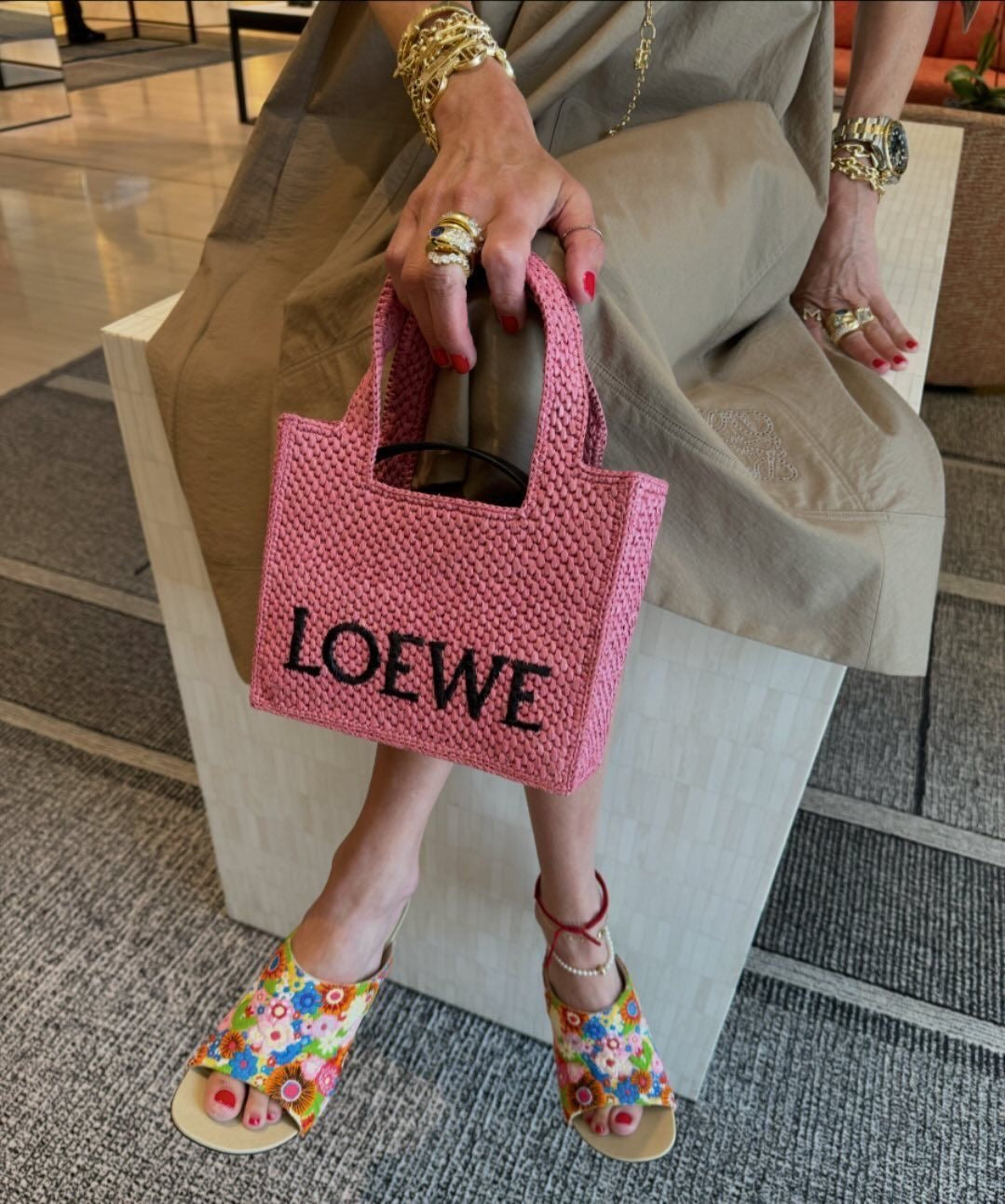 LOEWE RAFFIA TOTE