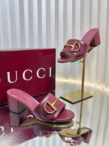 GG HORSE BLOCK HEELS