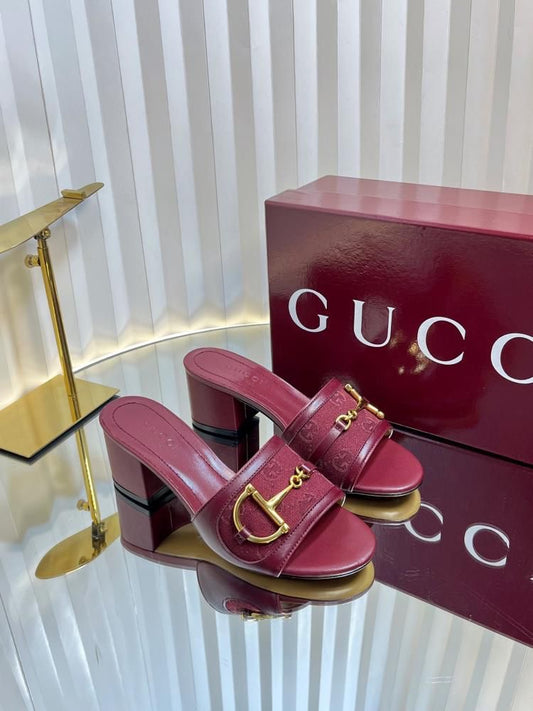 GG HORSE BLOCK HEELS