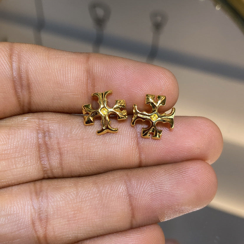 TOR GOLD STUDS