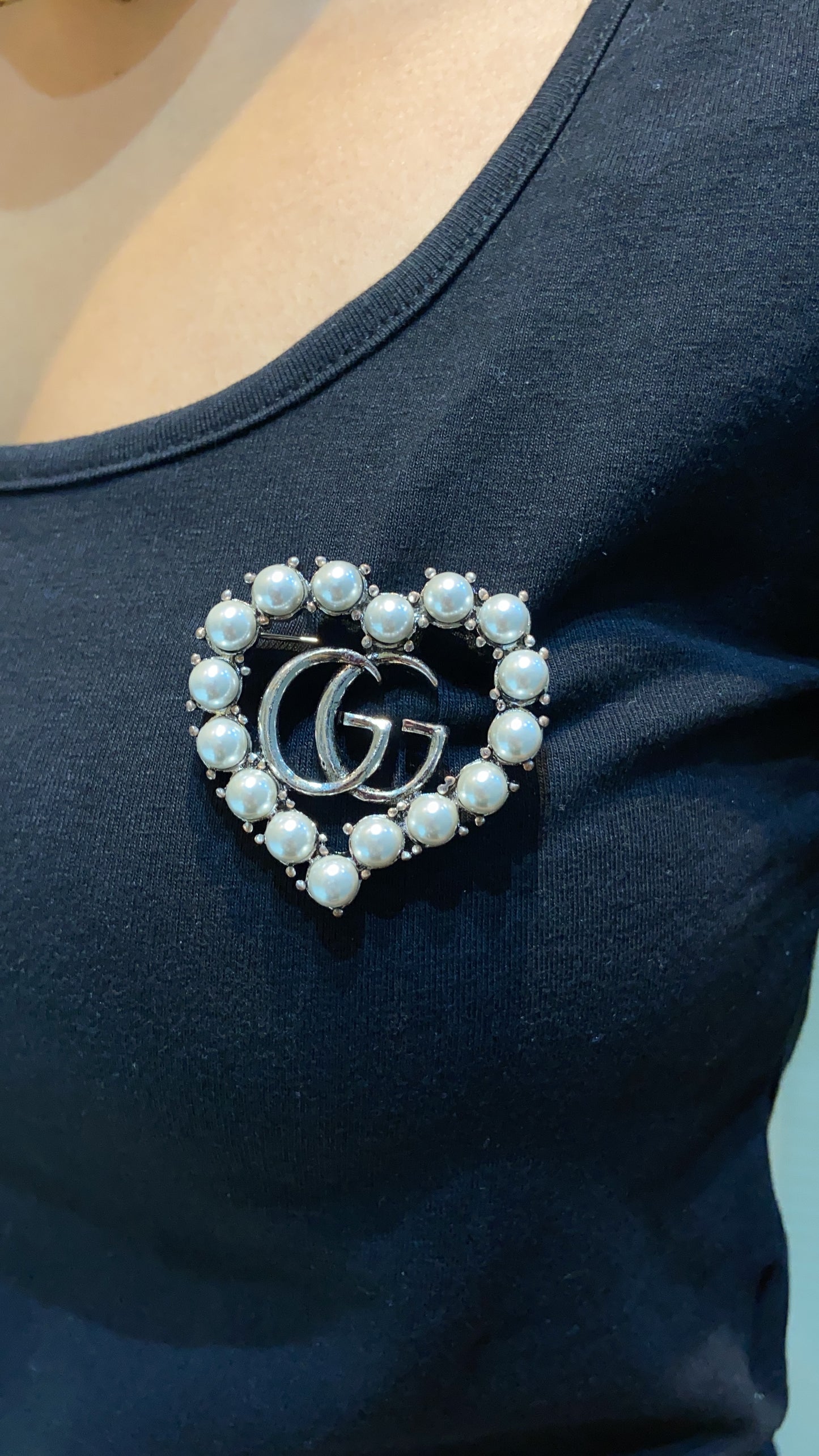 GG HEART BROOCH