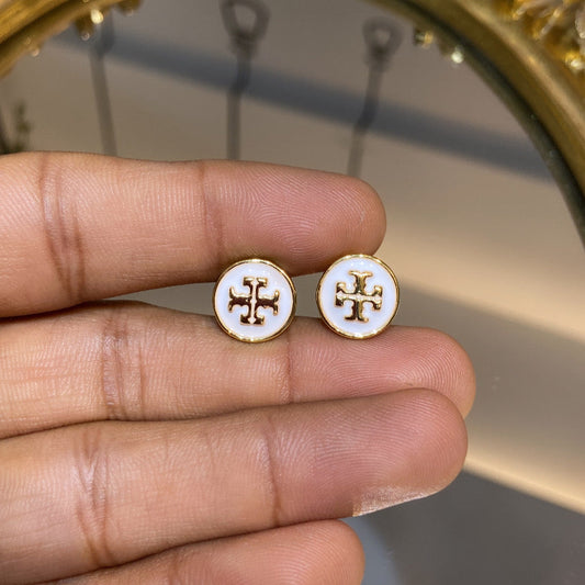 TOR WHITE STUDS