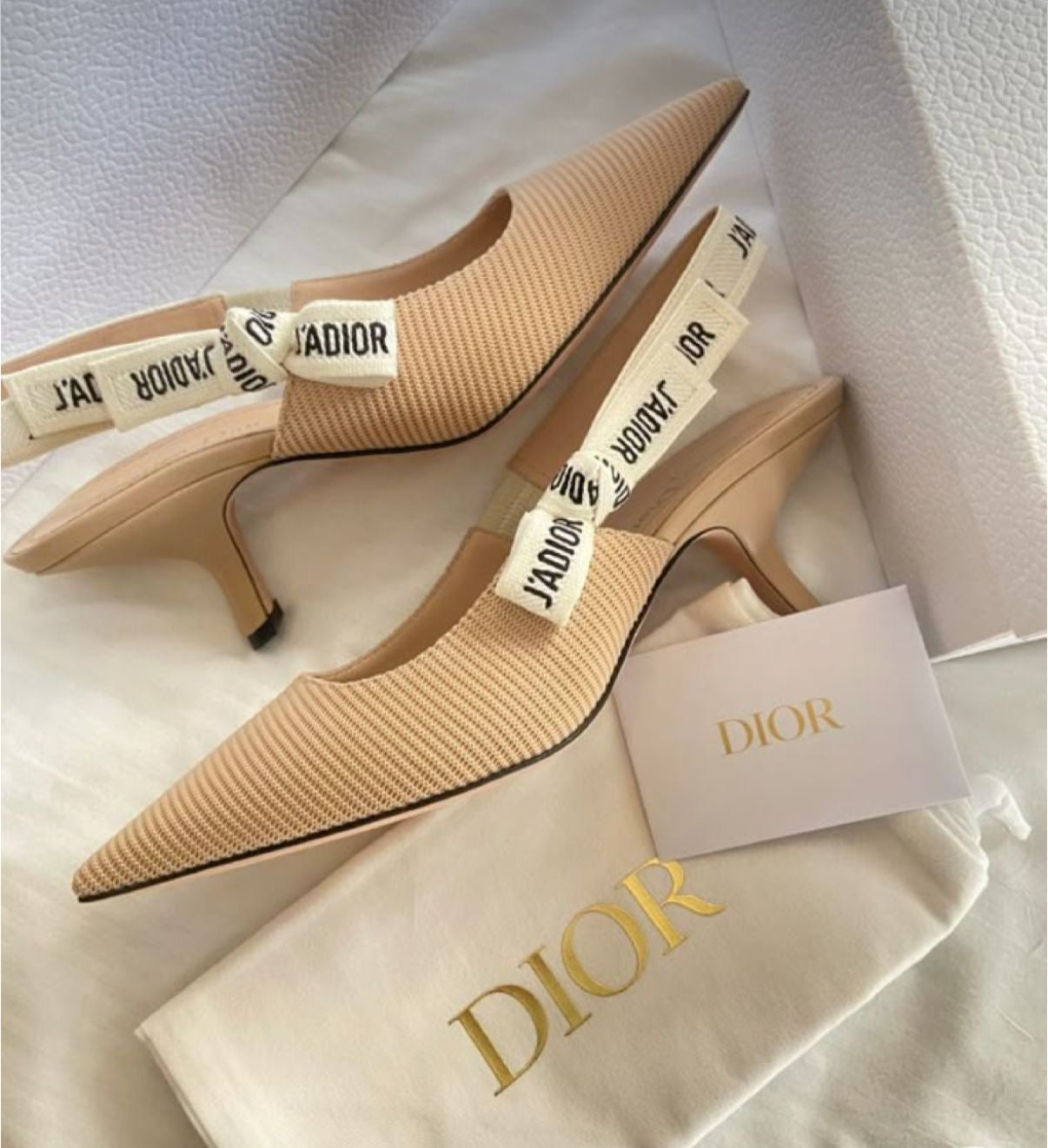DIO KITTEN HEELS