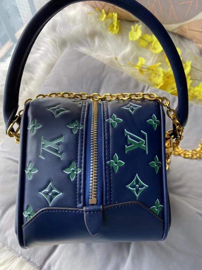 LOU SQUARE SLING