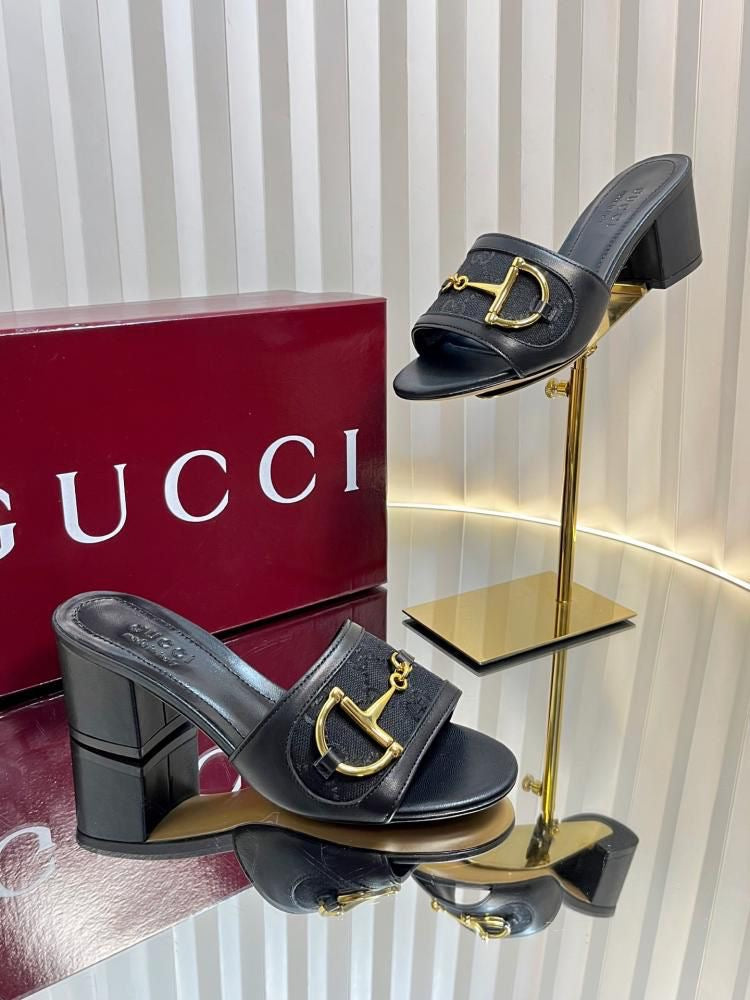 GG HORSE BLOCK HEELS