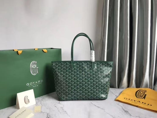 GOY TOTE WITH ZIP CLOSURE