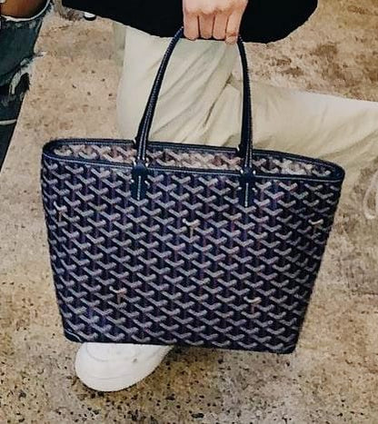 GOY TOTE WITH ZIP CLOSURE