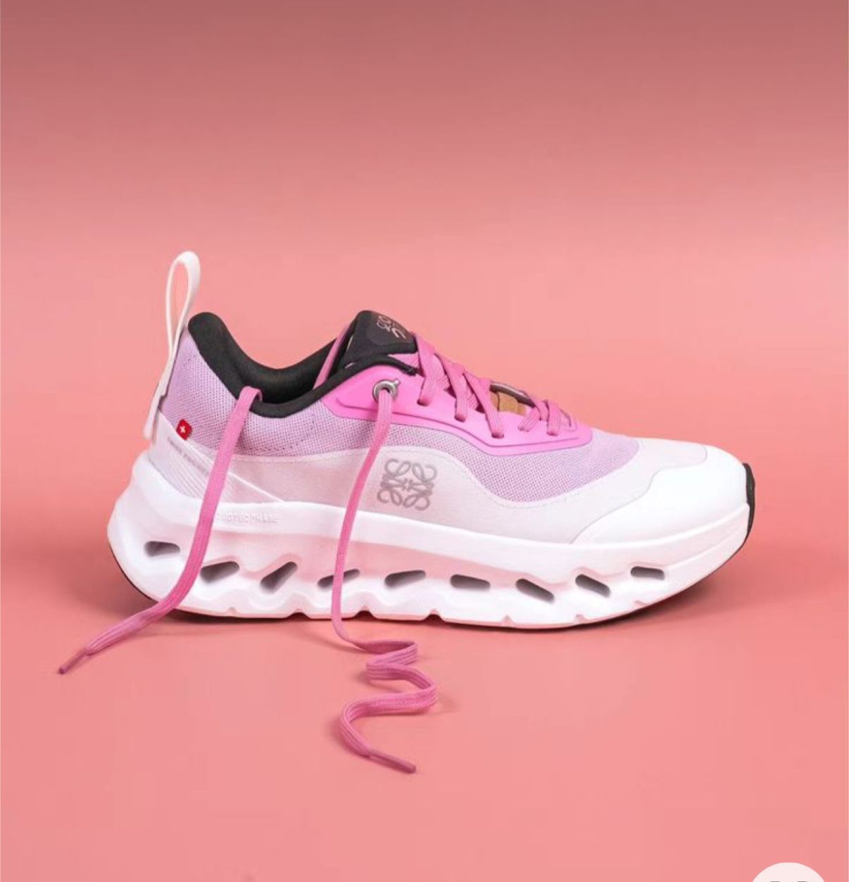 ON CLOUD X LOW SHOES