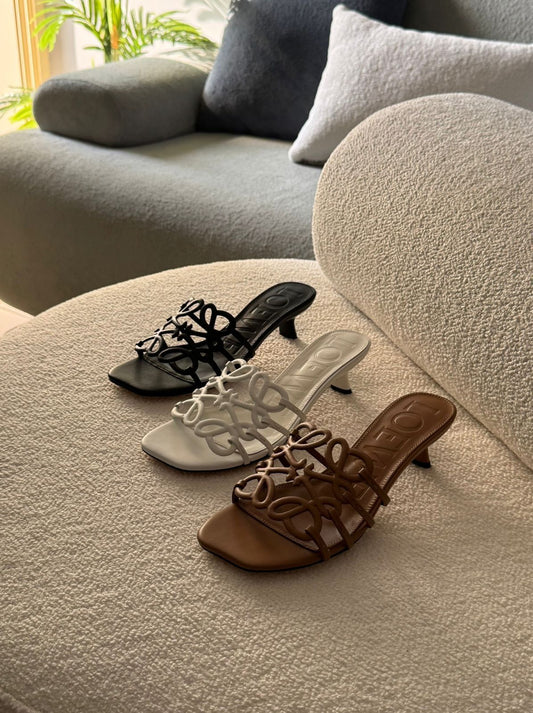 LOW KITTEN HEEL
