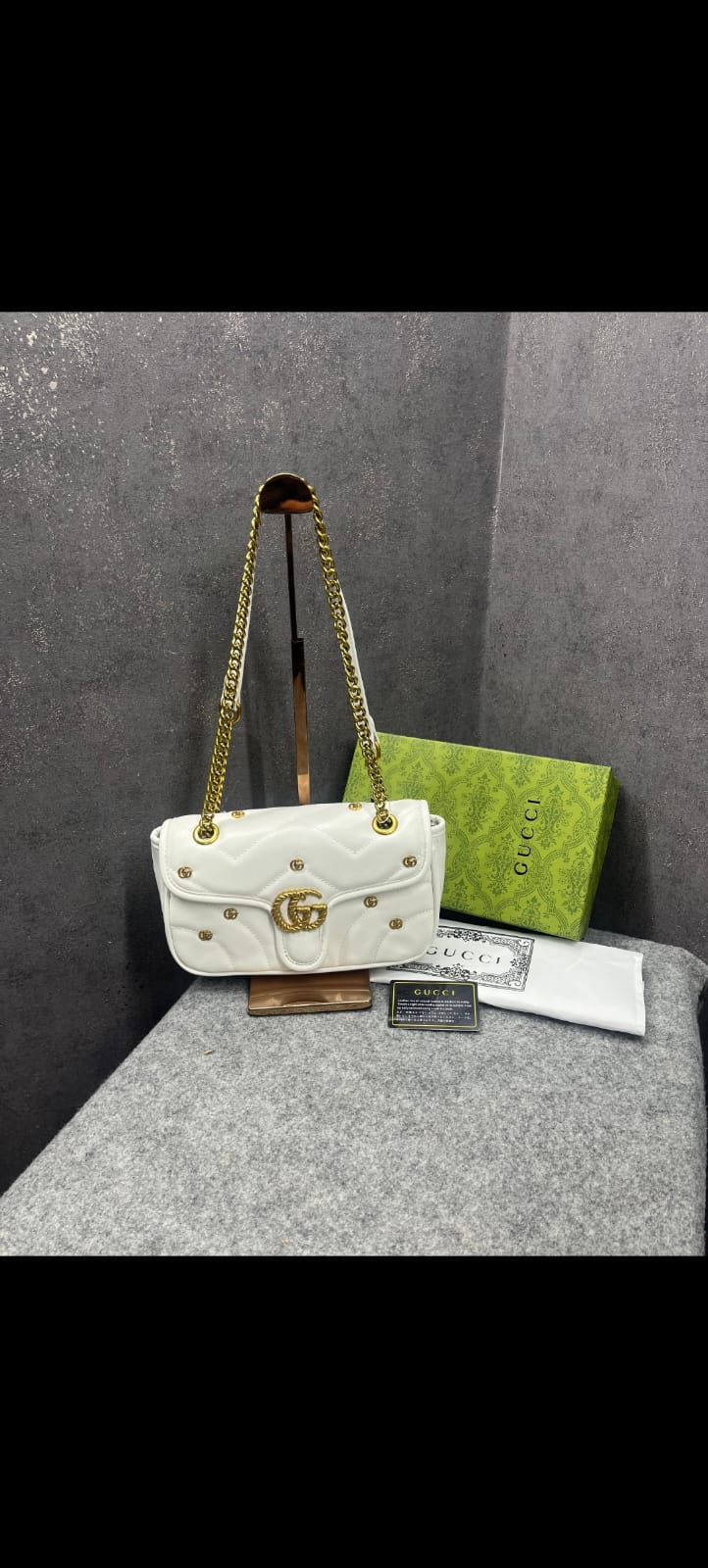 GG BEE Marmont Shoulder Bag