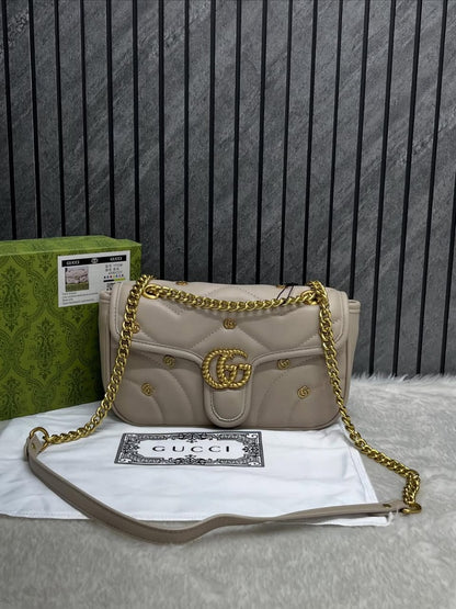 GG BEE Marmont Shoulder Bag