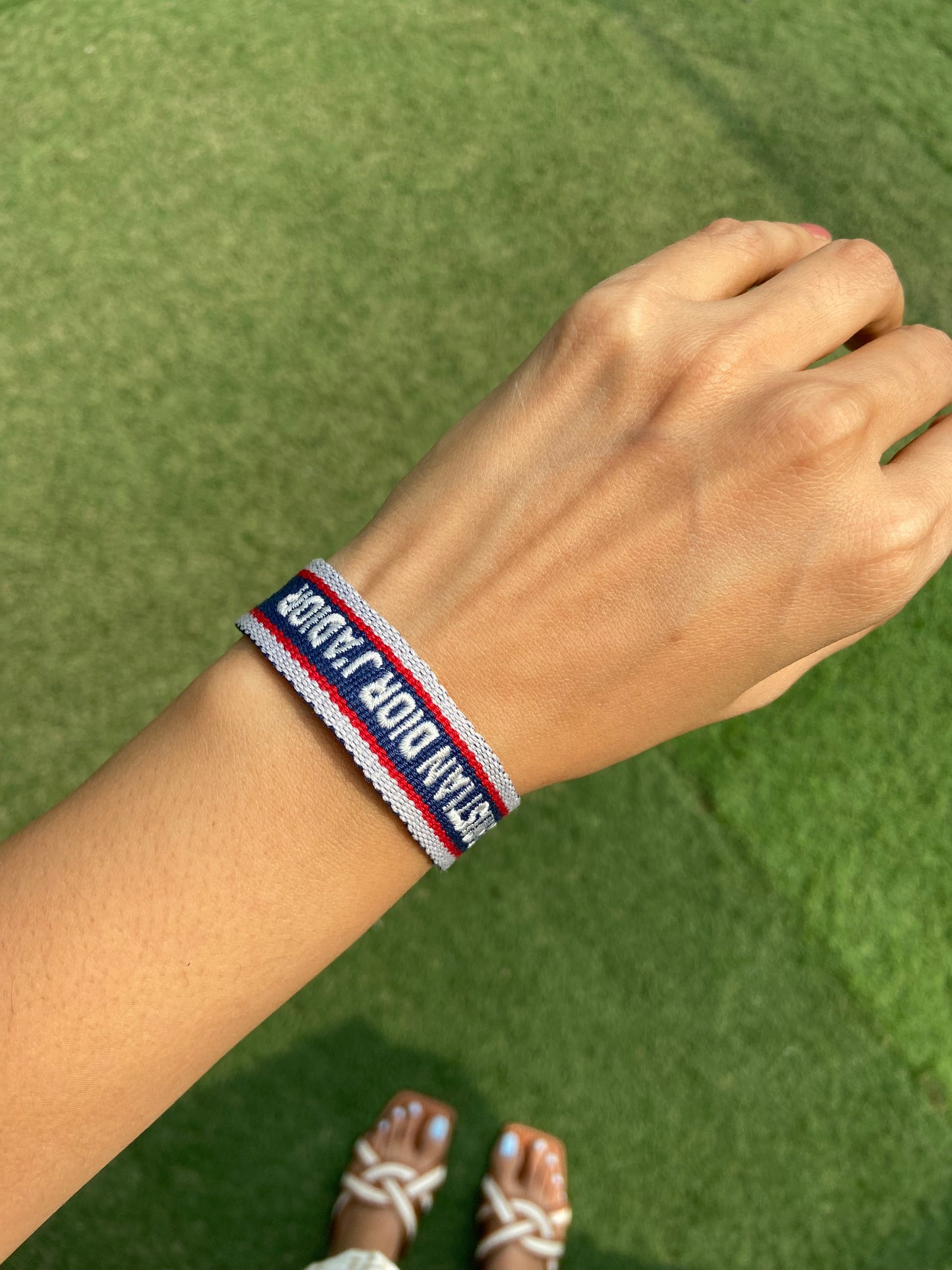 DIOR CD THREAD BRACELET