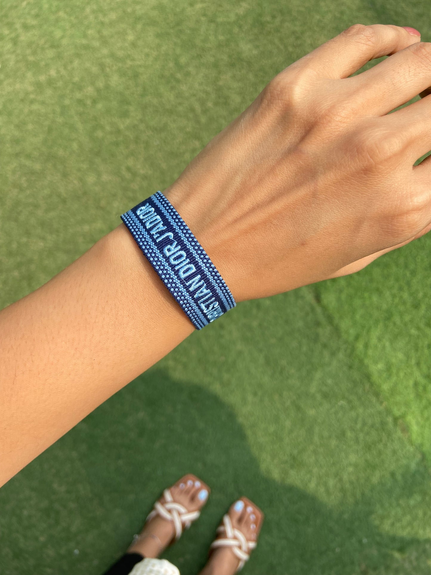 DIOR CD THREAD BRACELET