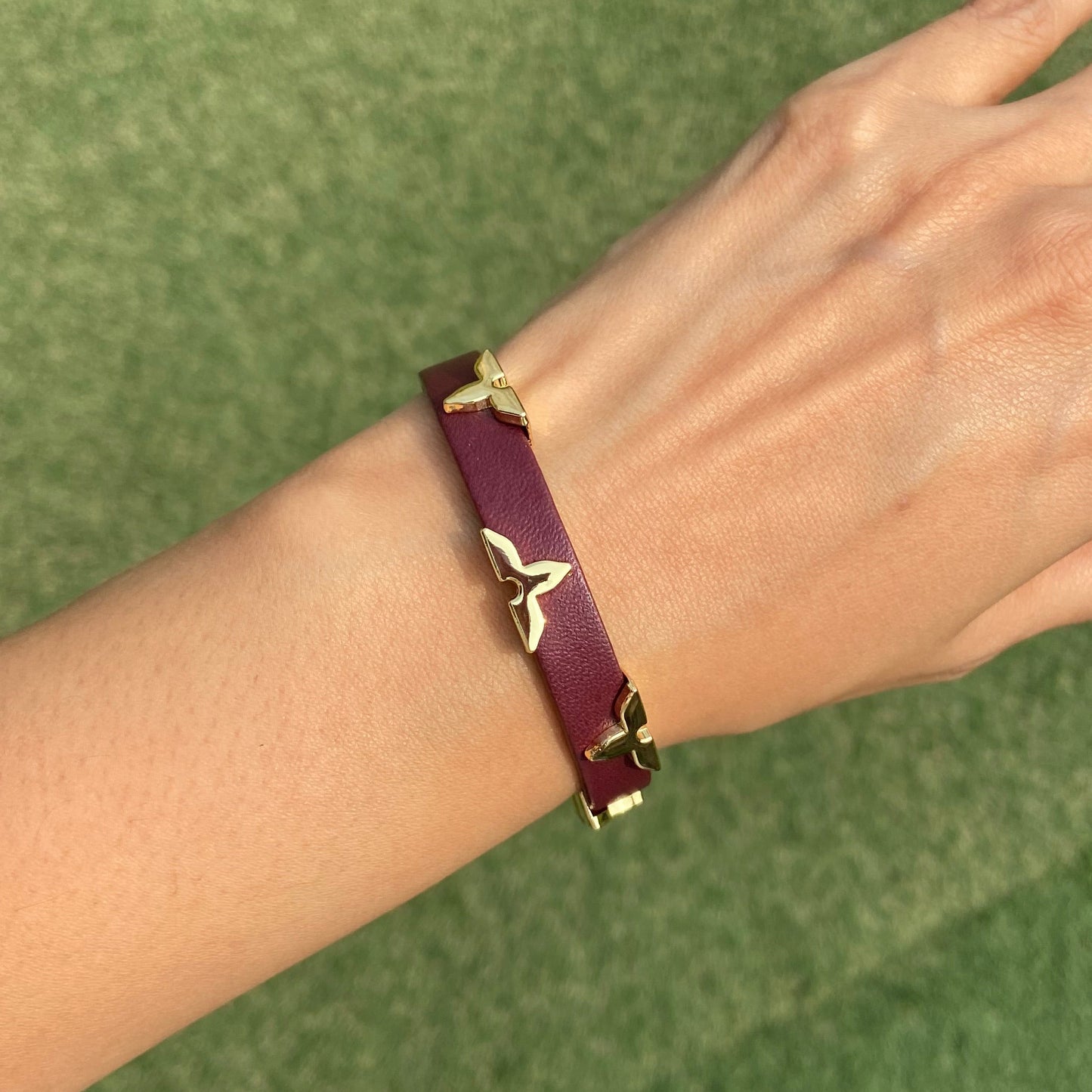 LV LEATHER BRACELET