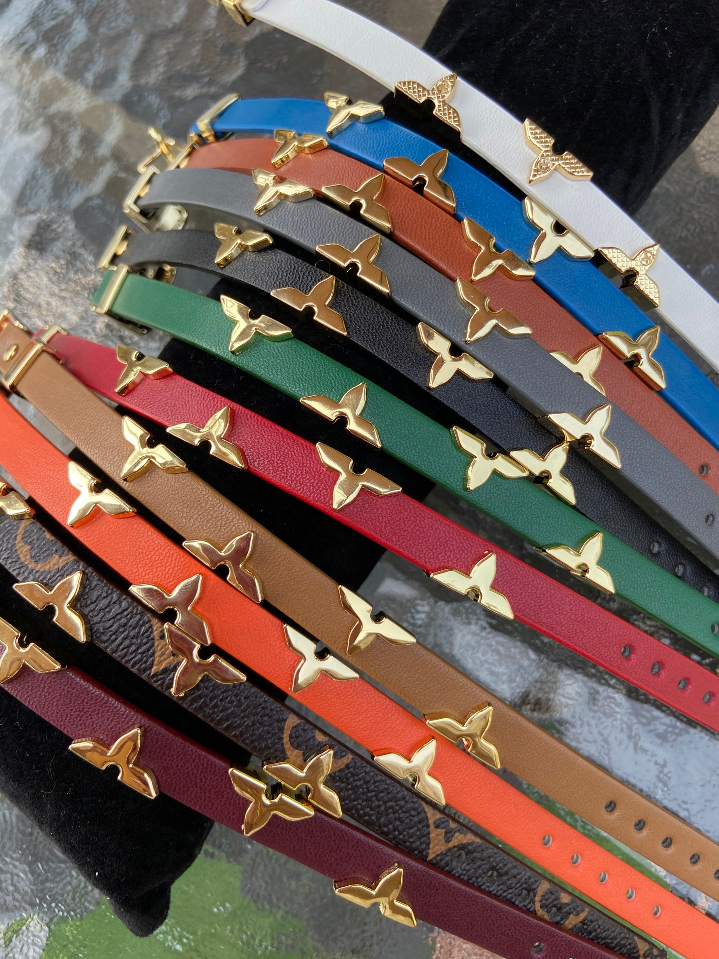 LV LEATHER BRACELET