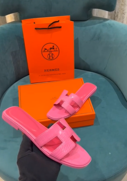 CROC ORANS TEXTURED SLIDES
