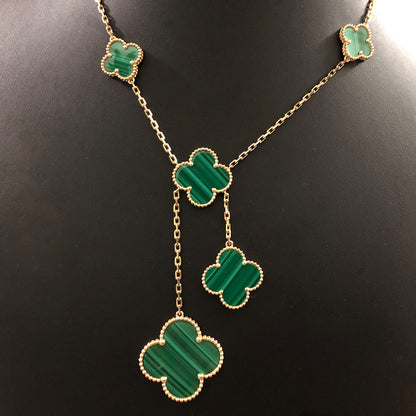 CLVR MAGIC NECKLACE