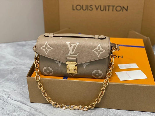 LOU POCHETTE METIS EAST WEST BAG