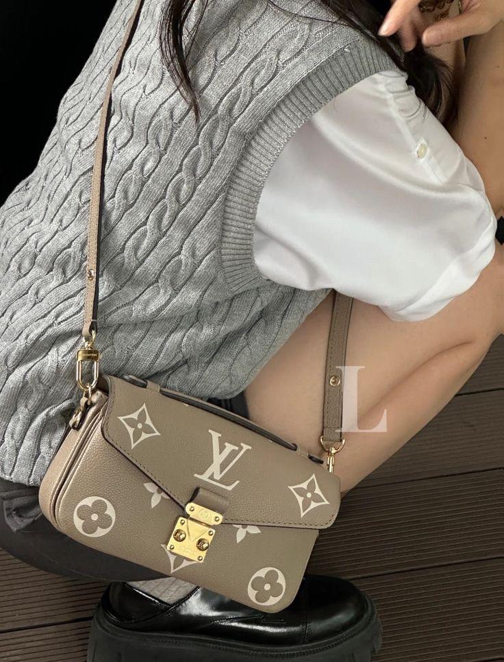 LOU POCHETTE METIS EAST WEST BAG