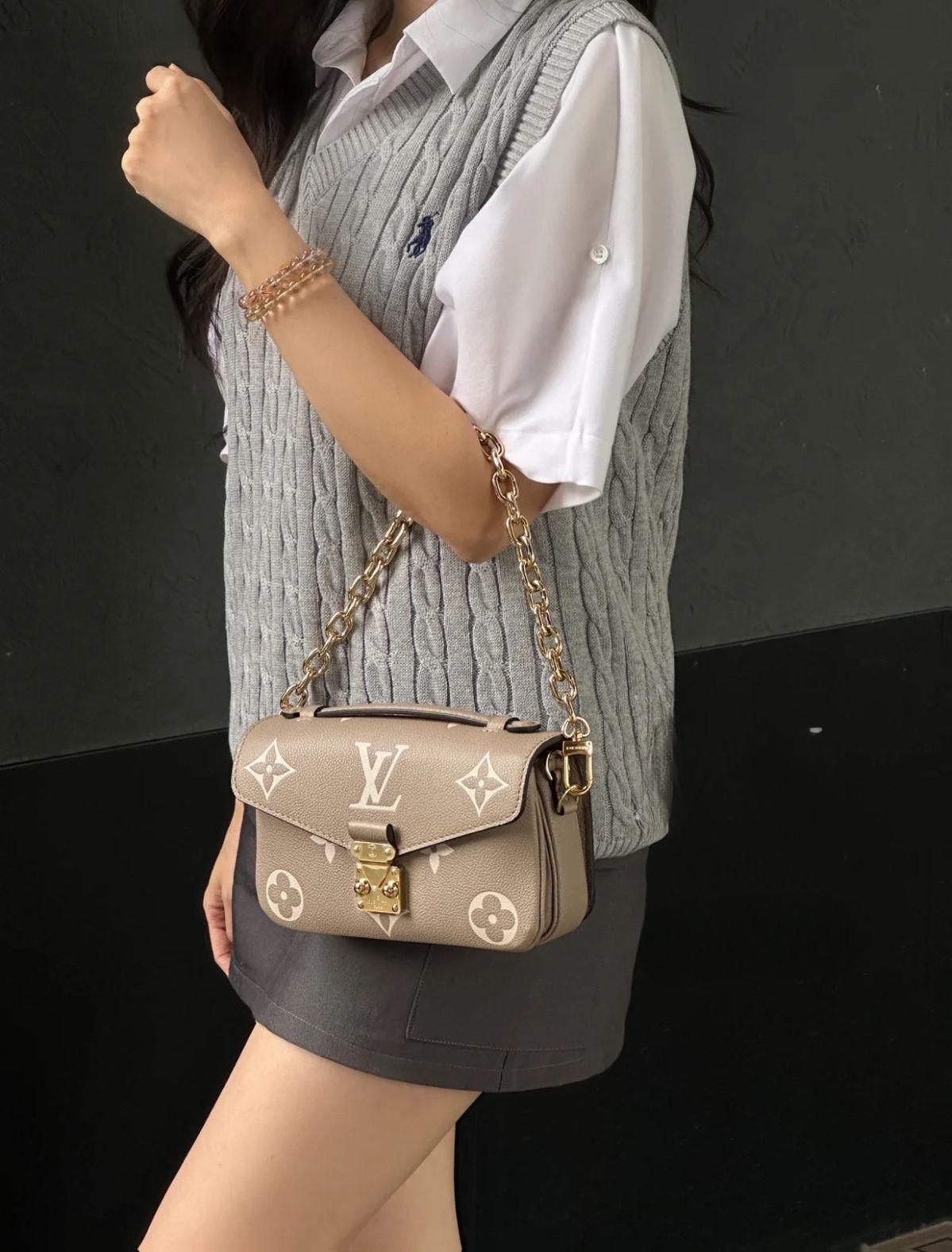 LOU POCHETTE METIS EAST WEST BAG