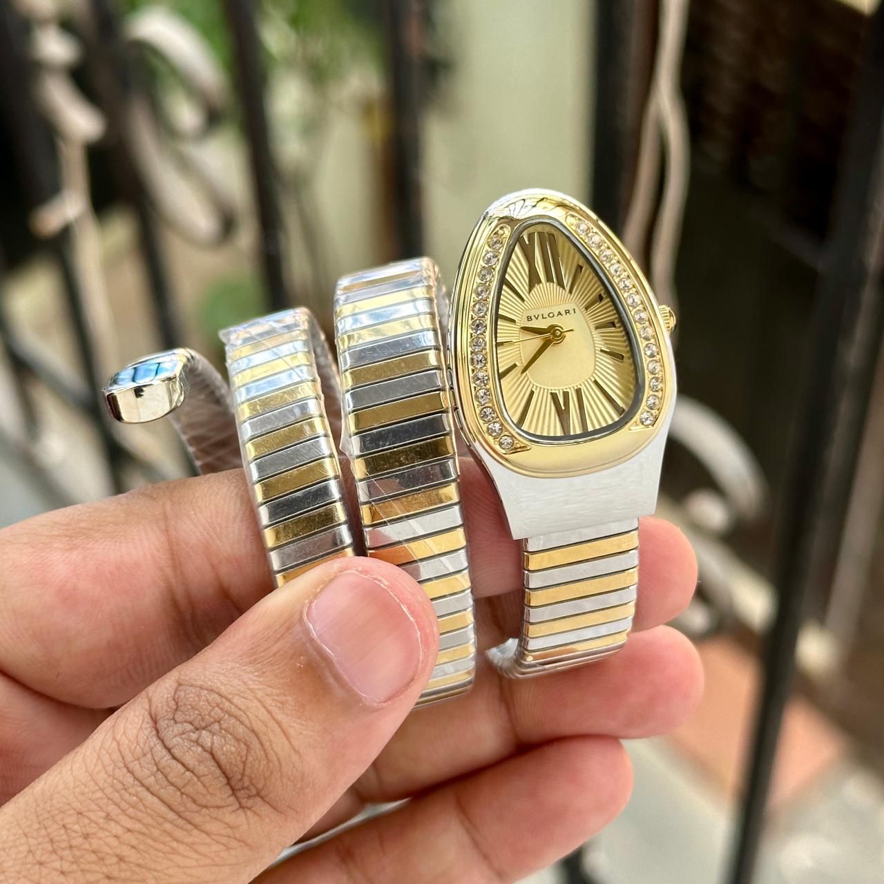 SNAKE TWIST WATCH (ONE SIZE FITS ALL)