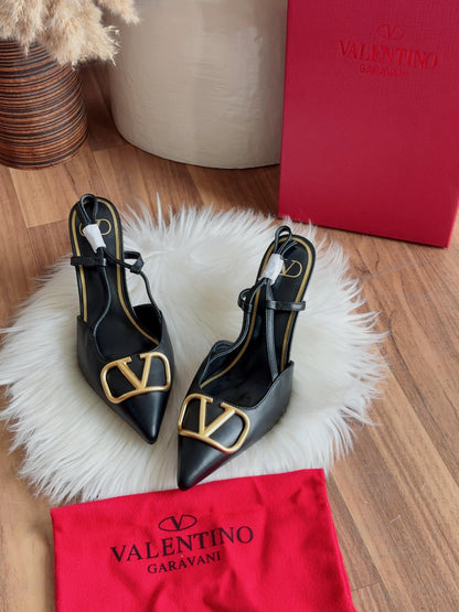 BLACK VAL HEELS